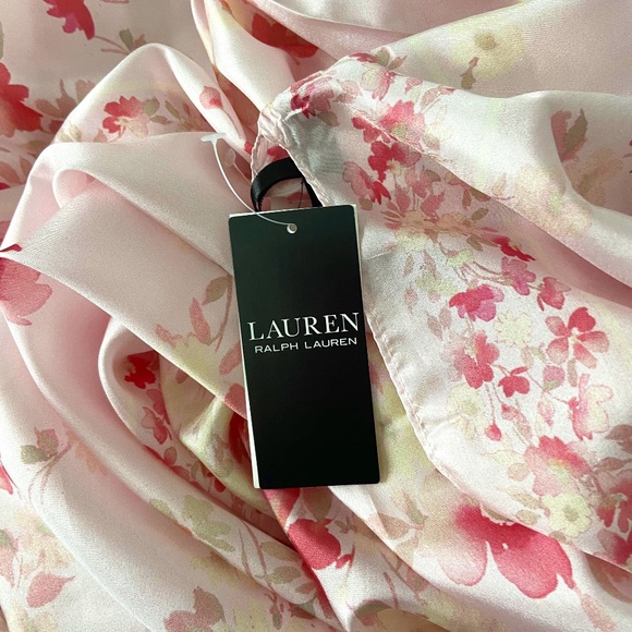 100% SILK LAUREN RALPH LAUREN WRAP PINK SCARF SWIM COVER FLORAL FEMININE TRAVEL - Picture 2 of 7
